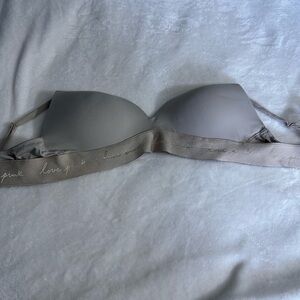 PINK Victoria's Secret Gray T-Shirt Bra with Underwire